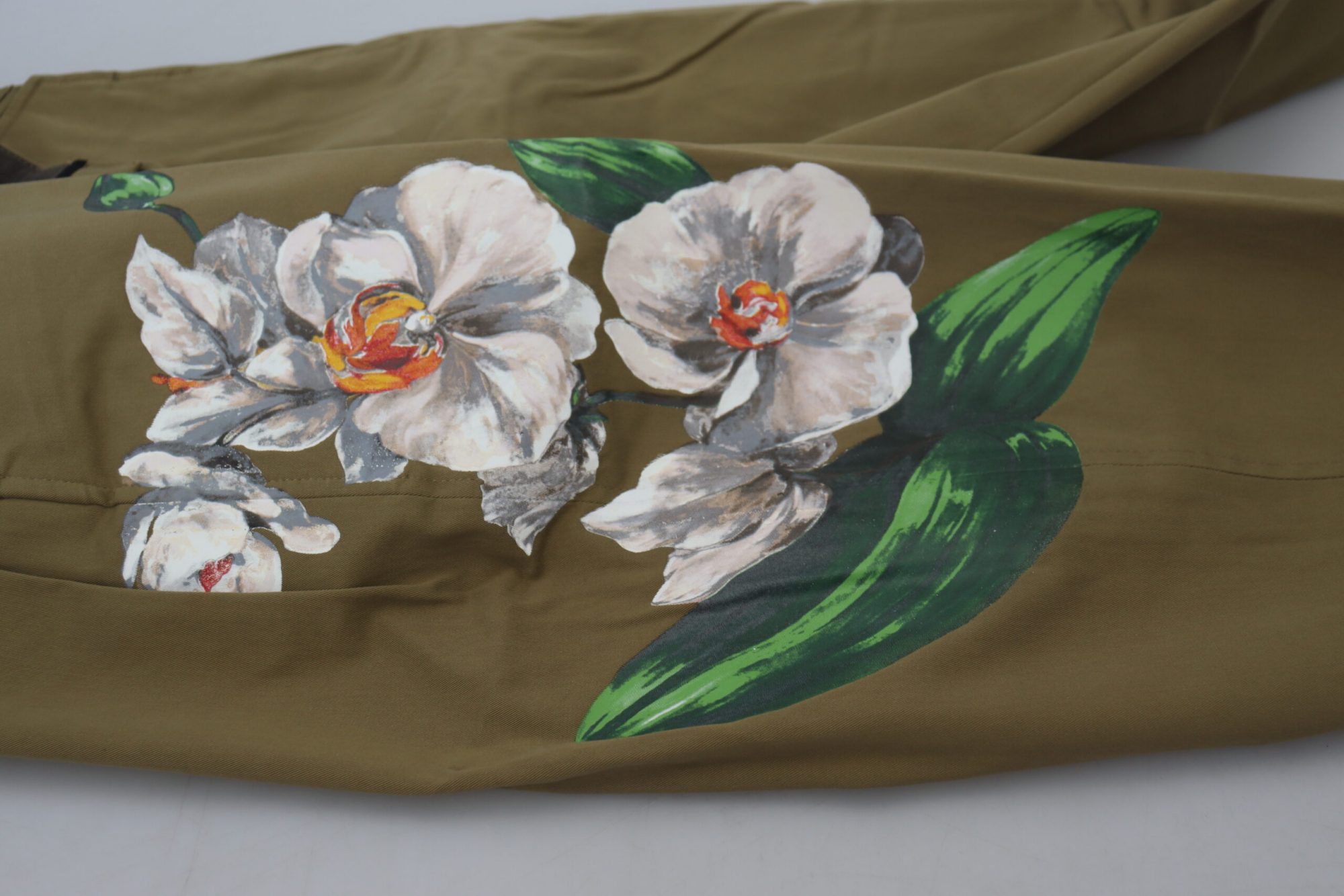 Dolce & Gabbana Beigefarbene Stretch-Chinohose aus Baumwolle mit Blumenmuster – Bild 6