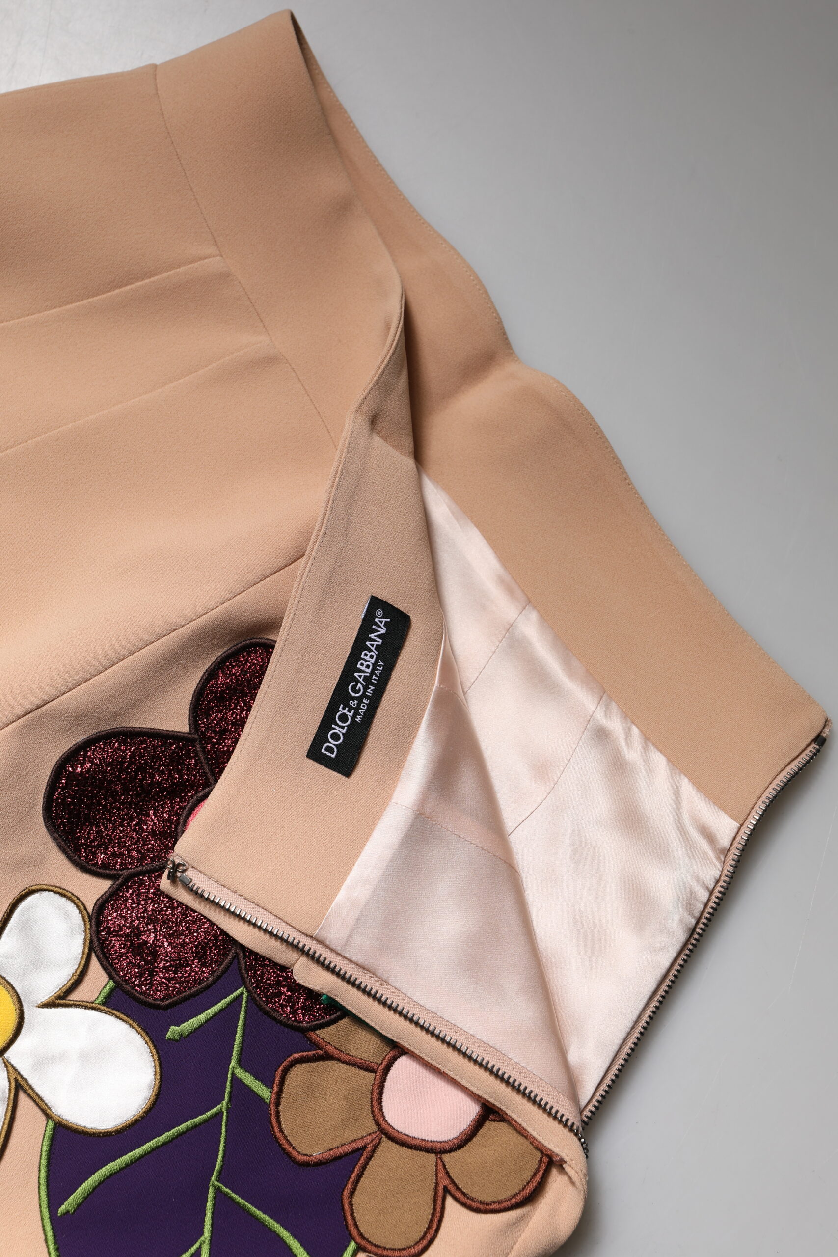 Dolce & Gabbana Beige Floraler Rock mit hoher Taille und Bleistiftschnitt – Bild 6