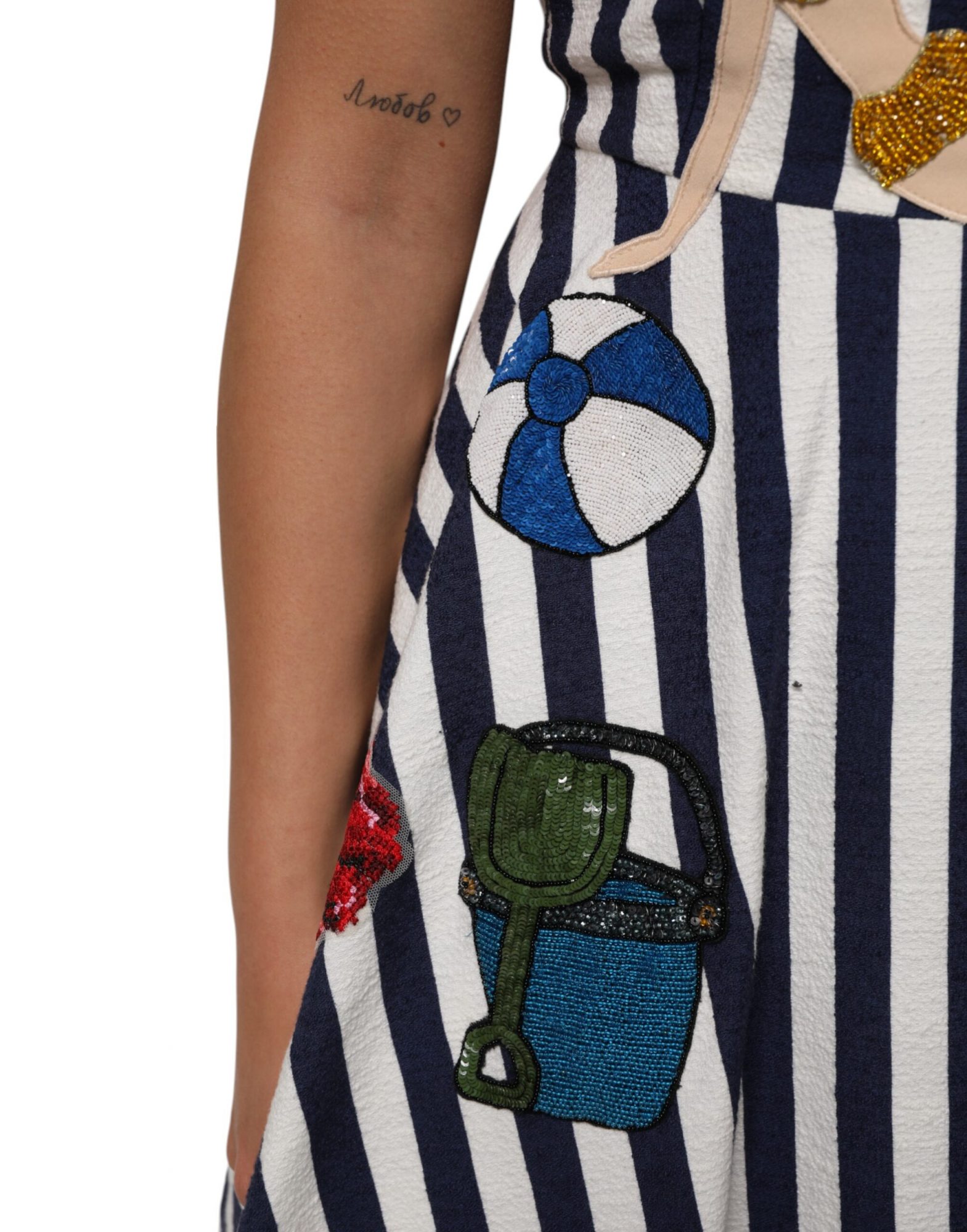 Dolce & Gabbana Blau-weiß gestreiftes, besticktes Kleid in A-Linie – Bild 6