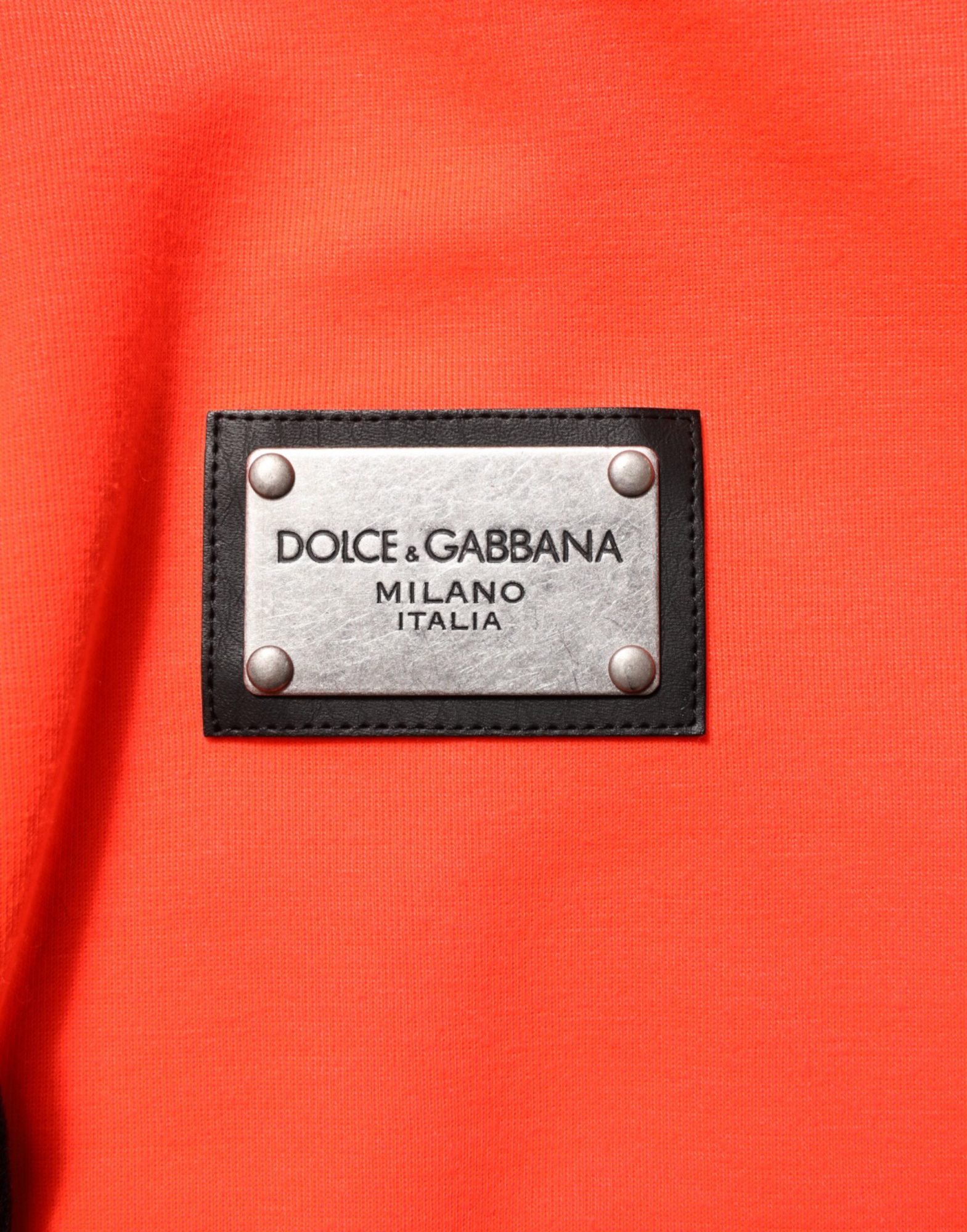 Dolce & Gabbana Roter fluoreszierender Polyester-Logo-Patch-Kapuzenpullover – Bild 8